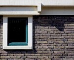 Klein raam achtergevel met daklijst
<br/>
Gert-Jan Lobbes, 2020